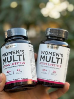 مولتی ویتامین زنانه برند رول وان طرح ۲۰۲۵ - تصویر 1
